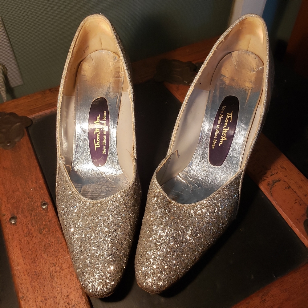 Vintage silver sparkle heels
